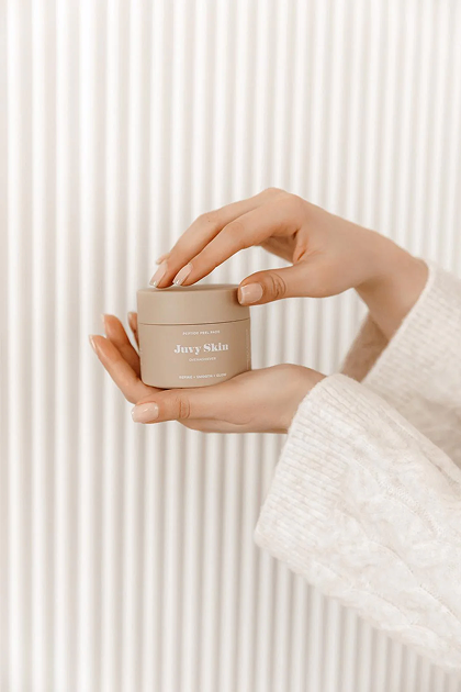 Juvy Skin Overachiever Peptide Peel Pads